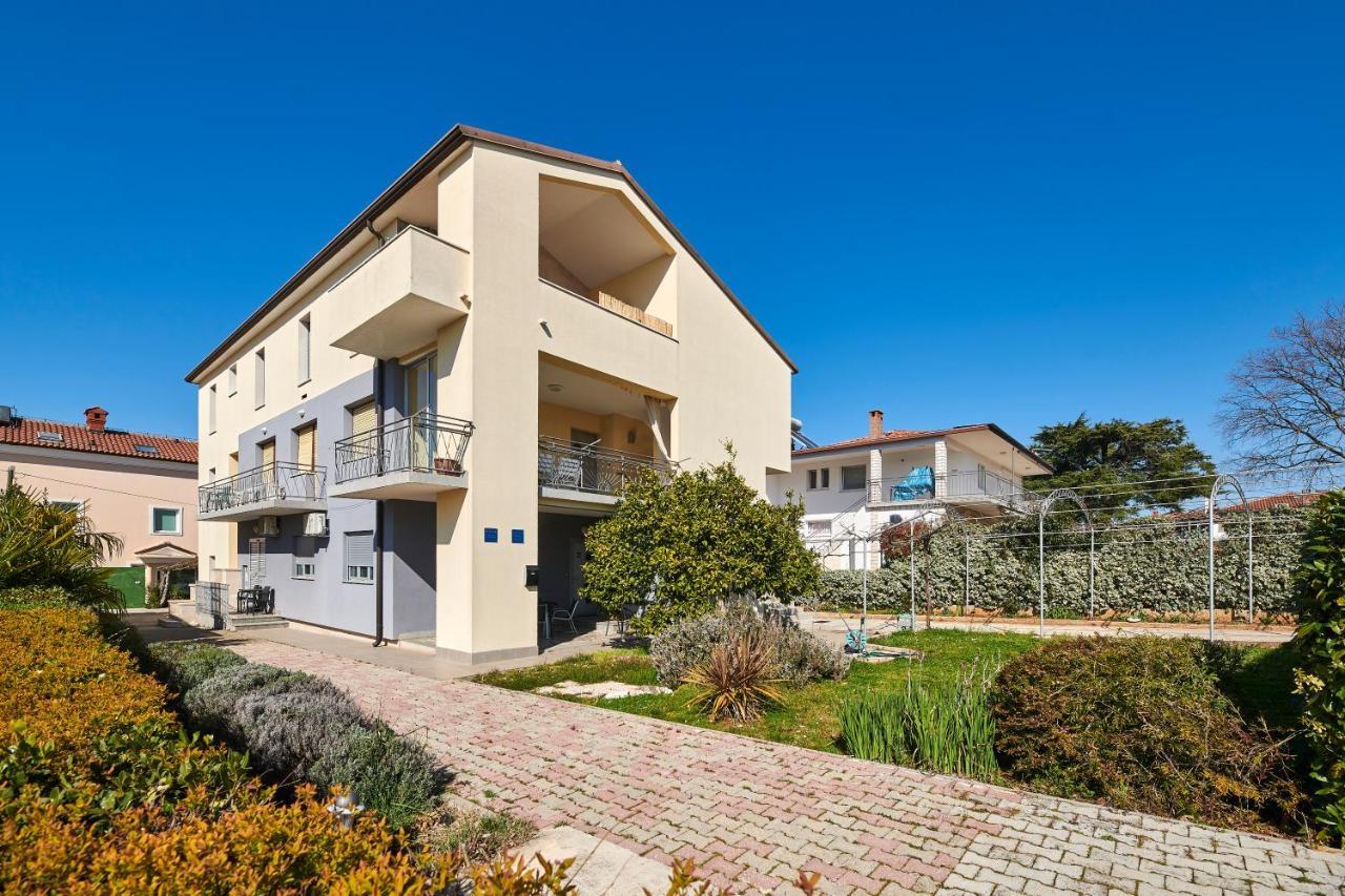Apartments Ferlin Umag Luaran gambar