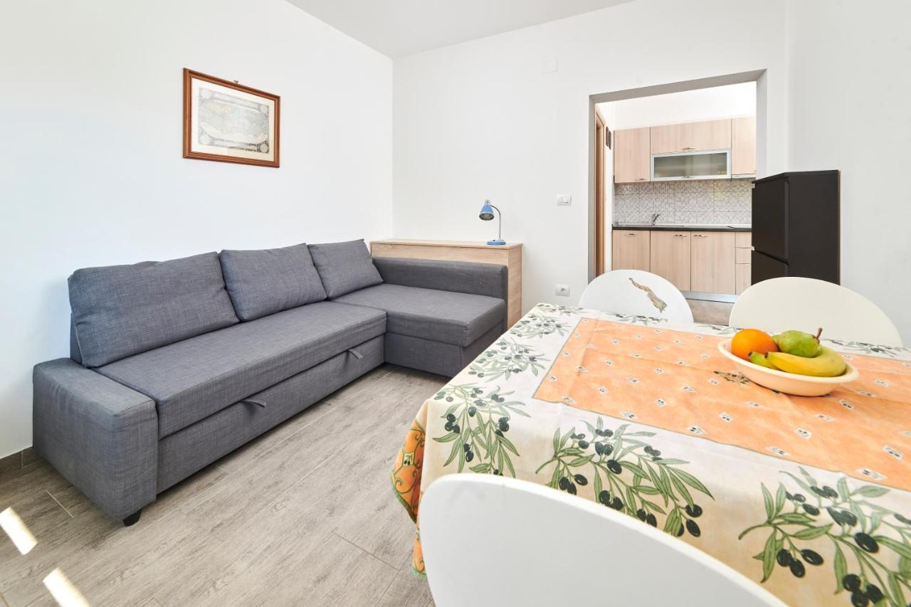 Apartments Ferlin Umag Luaran gambar