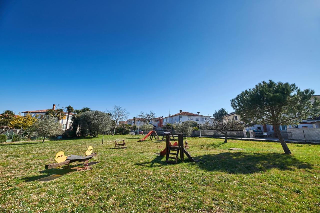 Apartments Ferlin Umag Luaran gambar